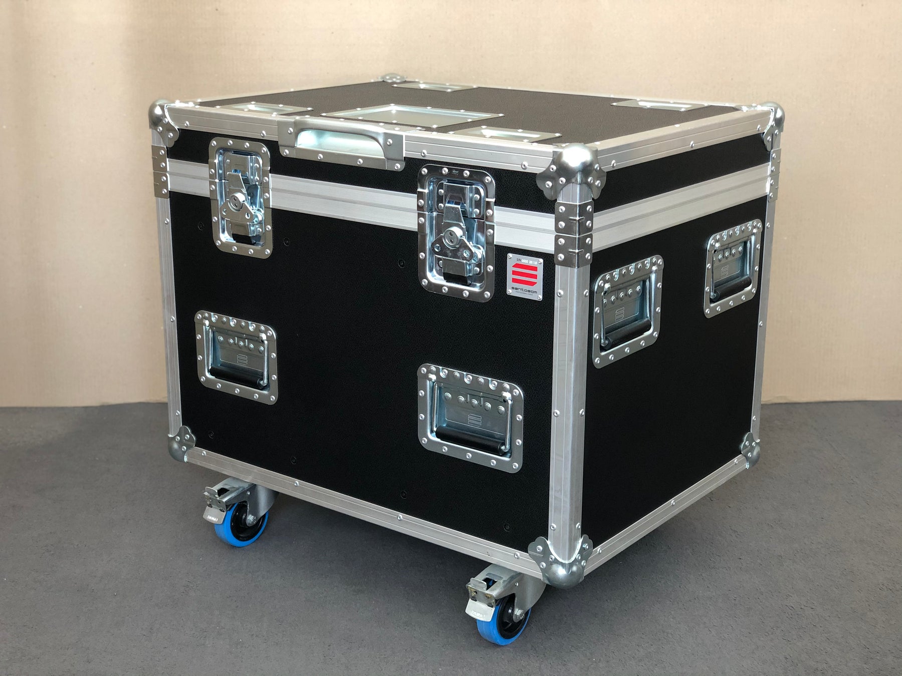 Santosom TOUR Trunks