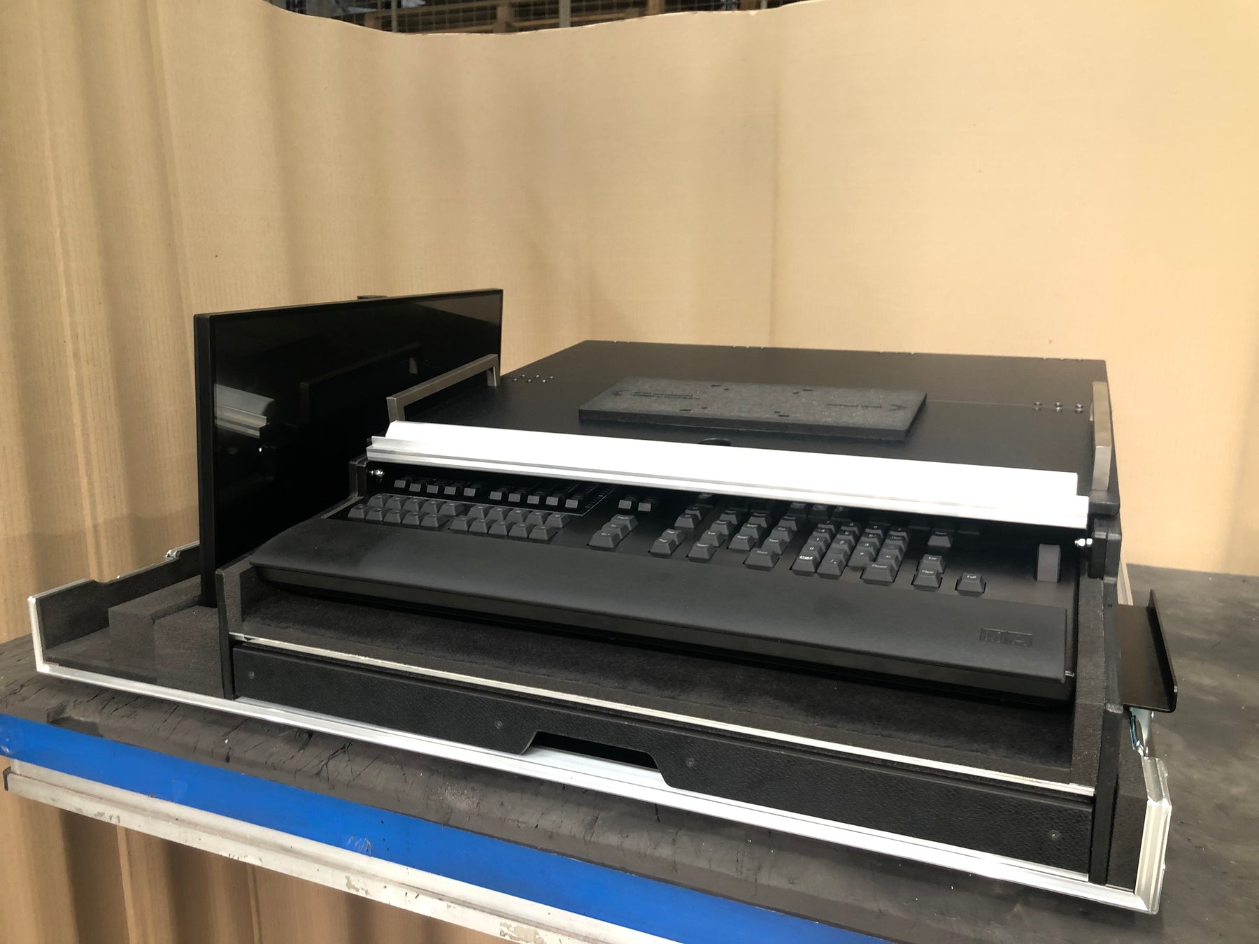 Santosom Flight Case Solution for MA3 Command Wing + XT