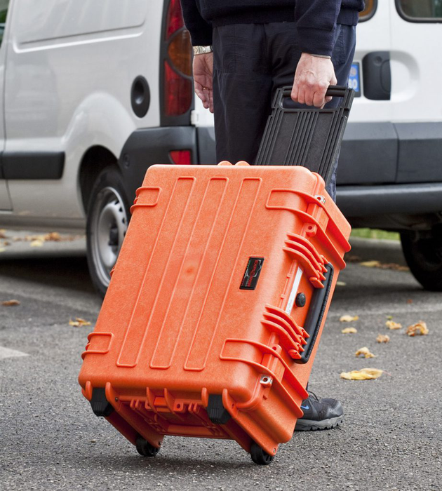 PLASTIC CASES WATERPROOF CASE 53x40x31 cm (53lt) w/ wheels - Orange