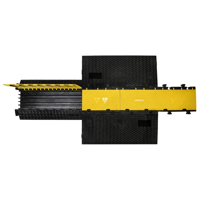 ADAM HALL Defender 3 2D HV - Wheelchair cable entry - 3 channels