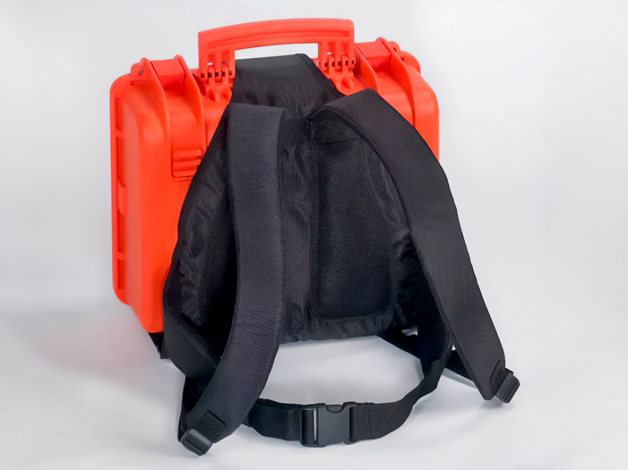 PLASTIC CASES ACCESSORY Handles and strap to convert an M suitcase into backpack