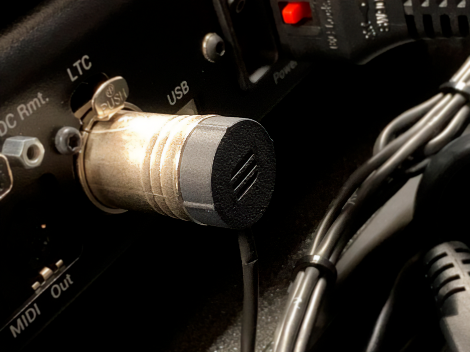 SANTOSOM Low Profile XLR Cap (cable Ø6)
